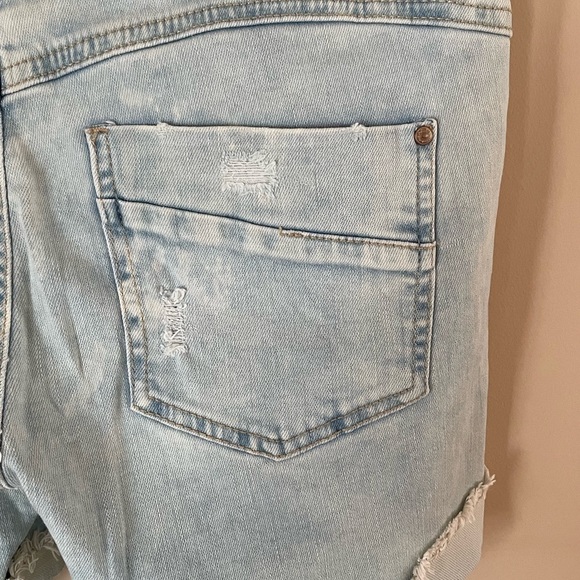Eighty Two Denim Jean Shorts Light Wash Size 7 - Picture 6 of 7